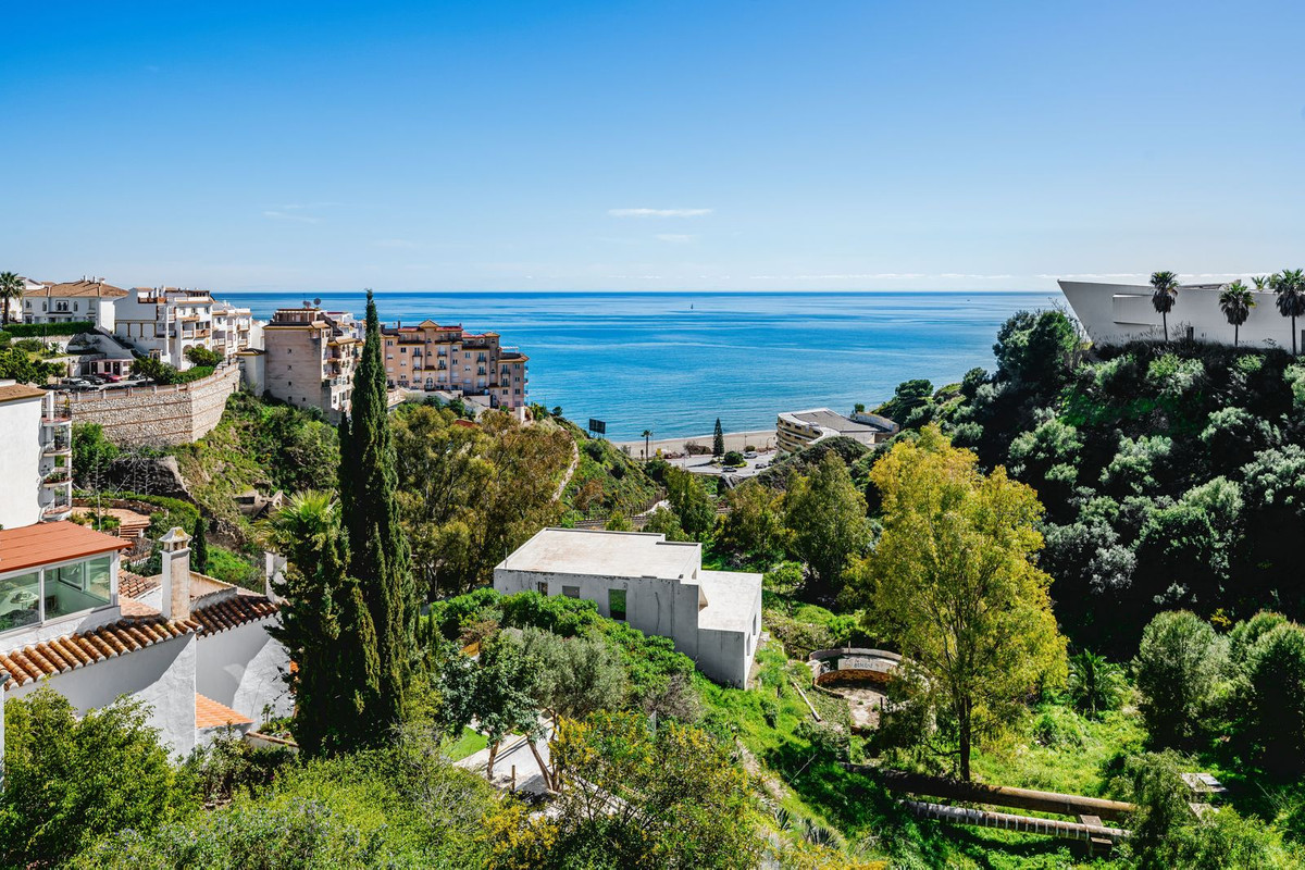 2 Bed Apartment for sale in Benalmadena Costa Costa Del Sol, Málaga, Spain