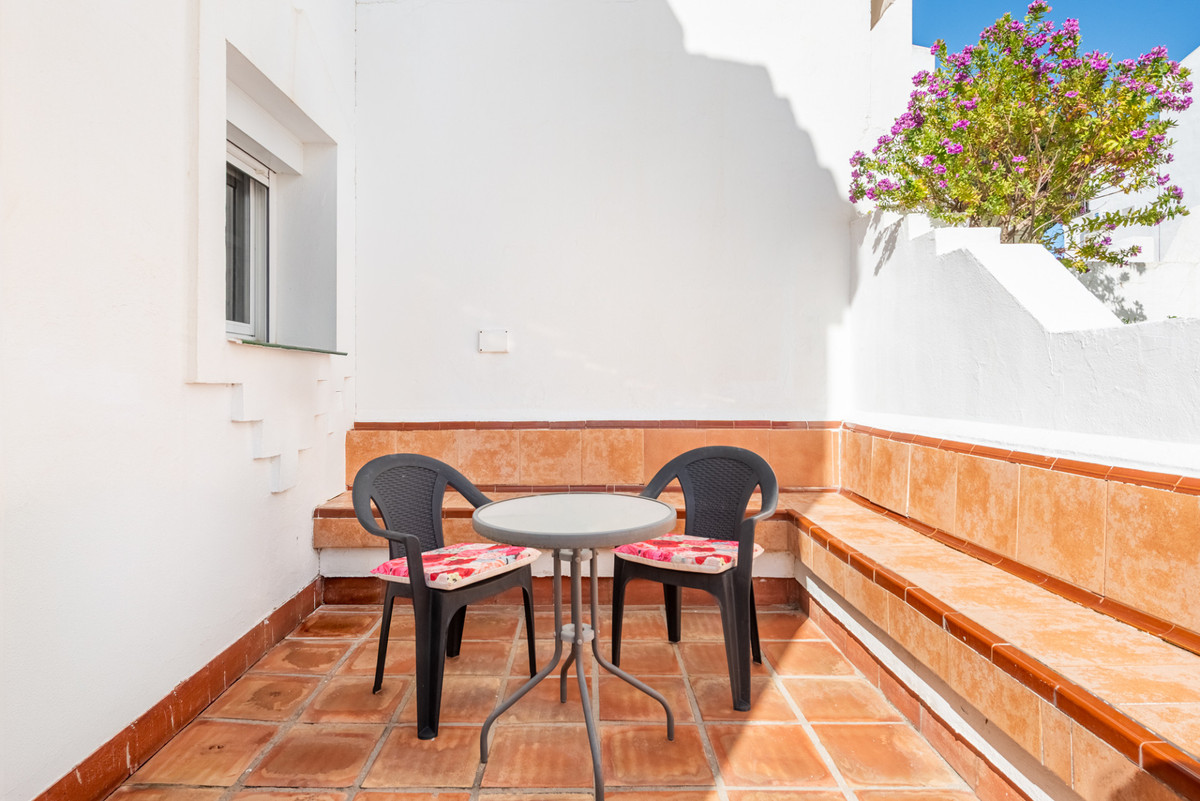 2 Bed Townhouse for sale in Cabopino Costa Del Sol, Málaga, Spain