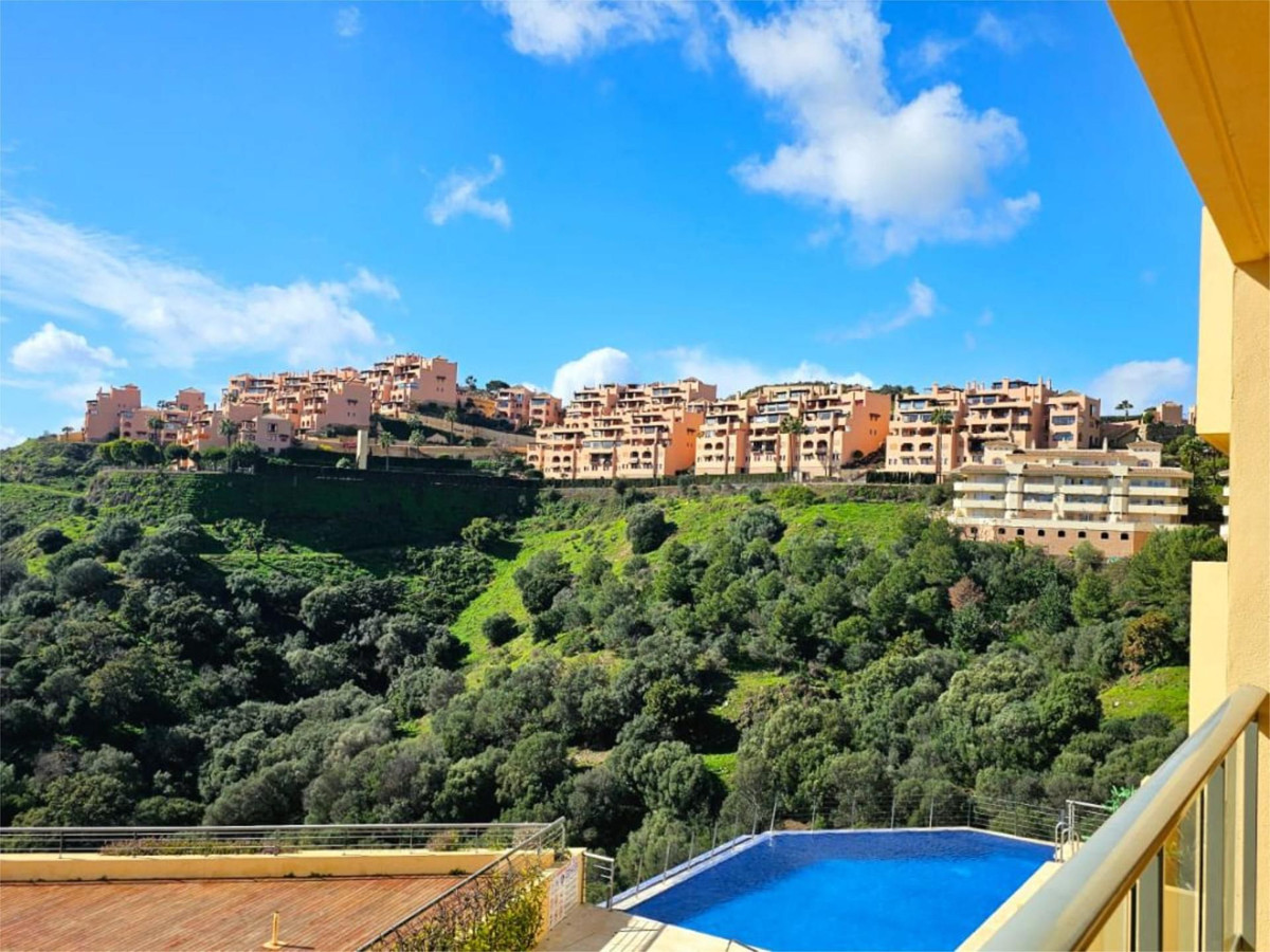 Se vende Apartamento Planta Media de 3 dormitorios en Costa Del Sol, Málaga, España