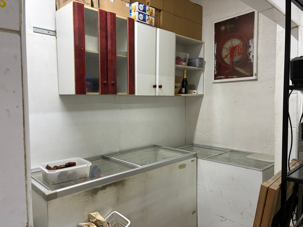 Se vende Otro  en Costa Blanca, Alicante, España