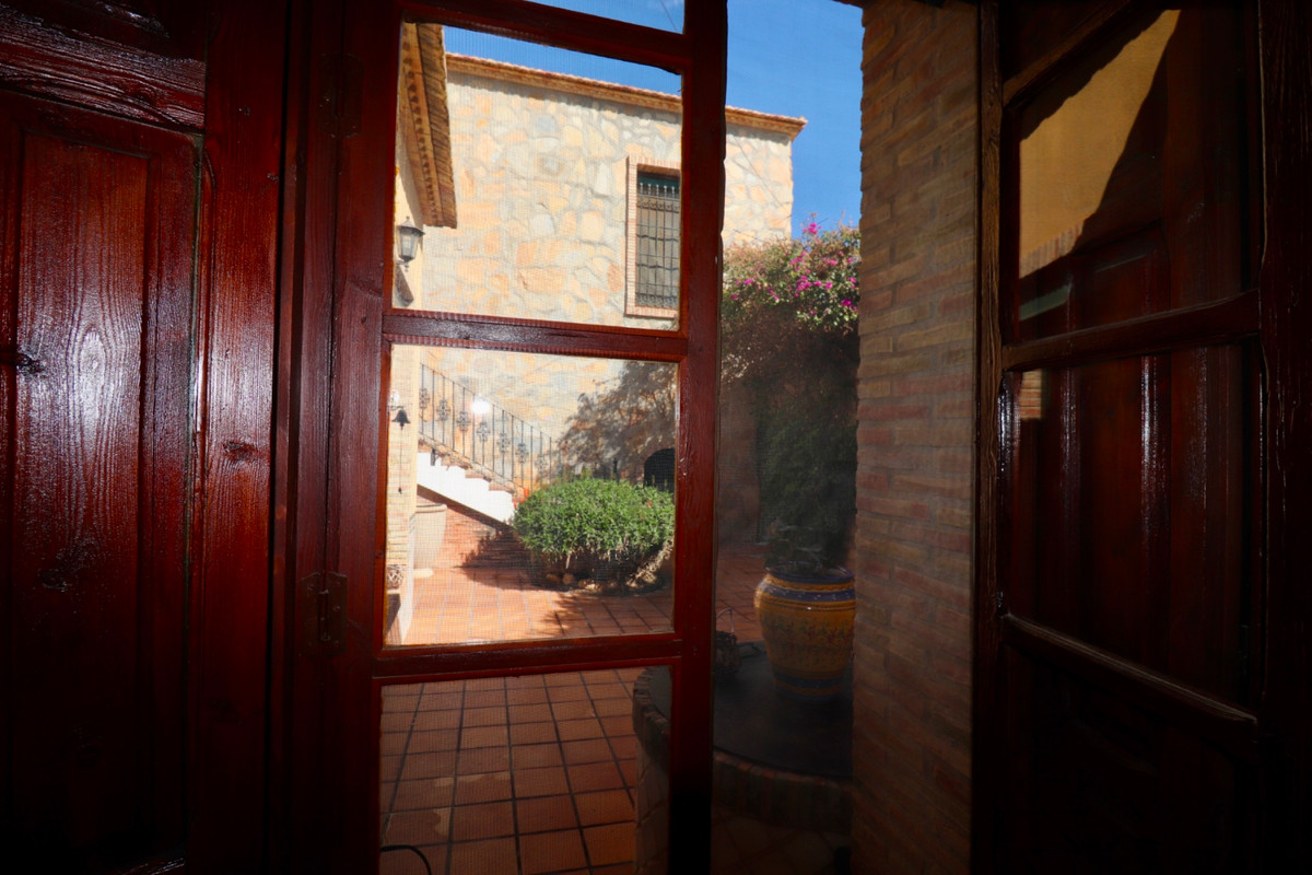 Se vende Villa - Chalet de 6 dormitorios en Costa Blanca, Alicante, España