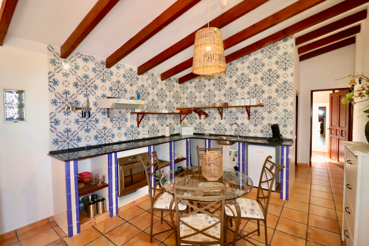 Se vende Villa - Chalet de 6 dormitorios en Costa Blanca, Alicante, España