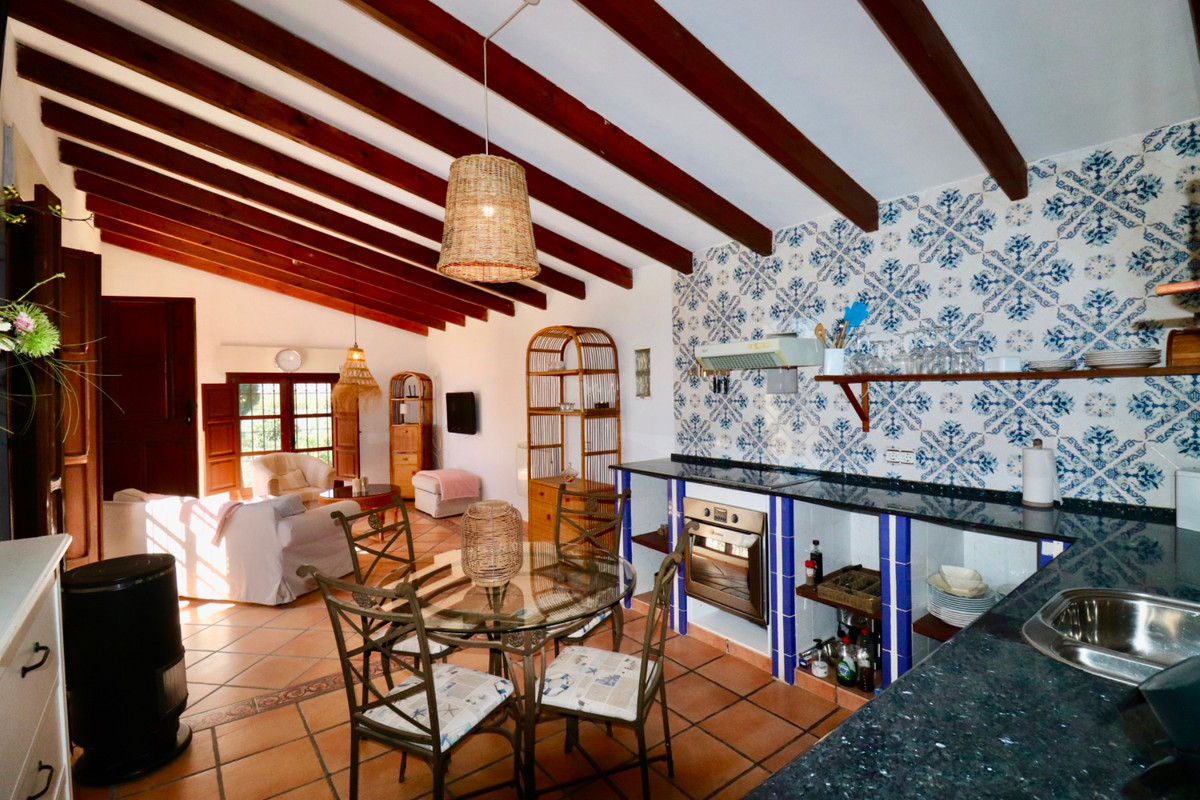 Se vende Villa - Chalet de 6 dormitorios en Costa Blanca, Alicante, España