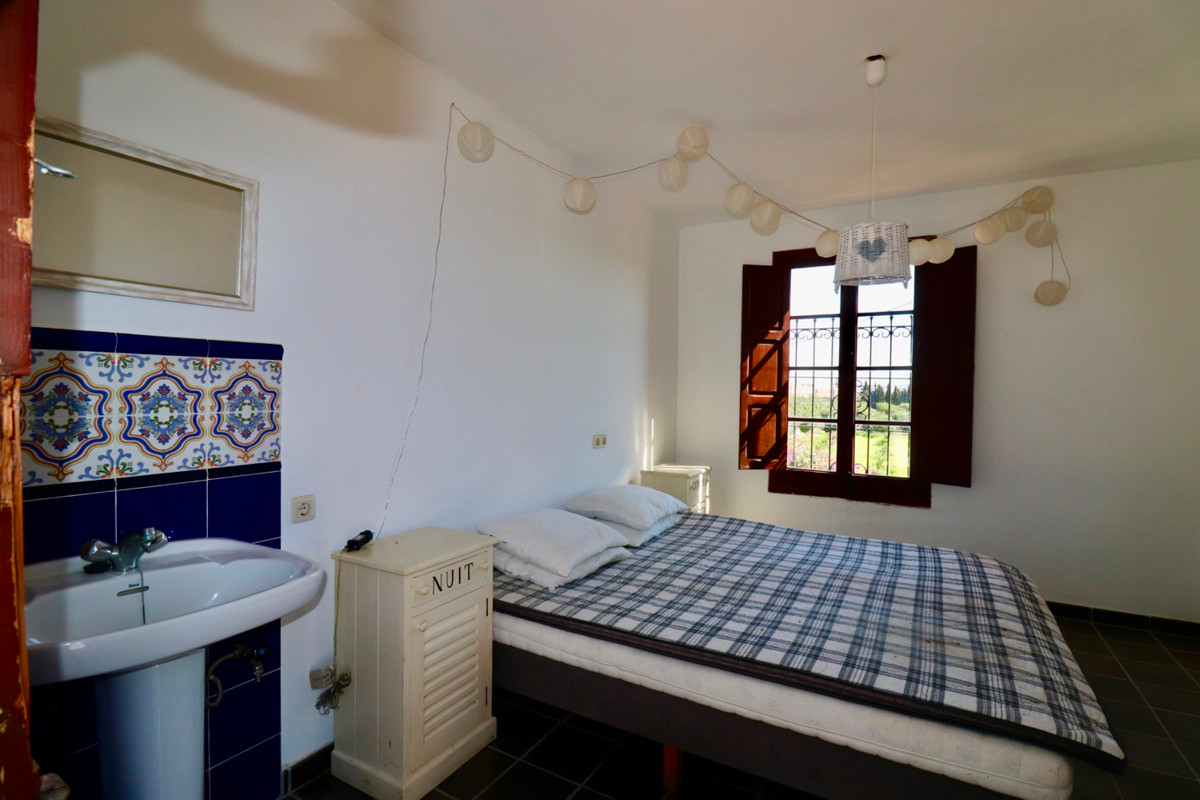 Se vende Villa - Chalet de 6 dormitorios en Costa Blanca, Alicante, España