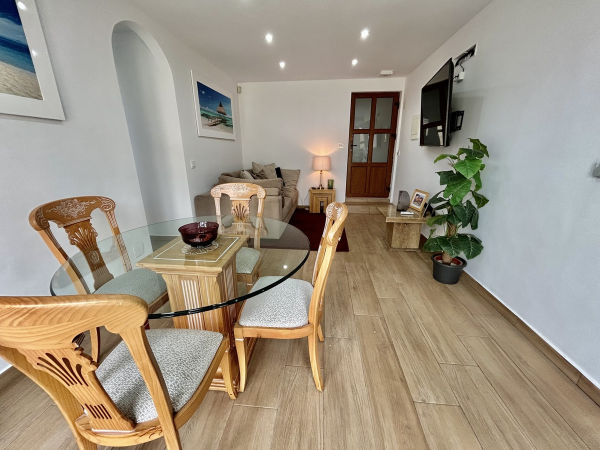 6 Bed Townhouse for sale in Cabo Roig Costa Blanca, Alicante, Spain