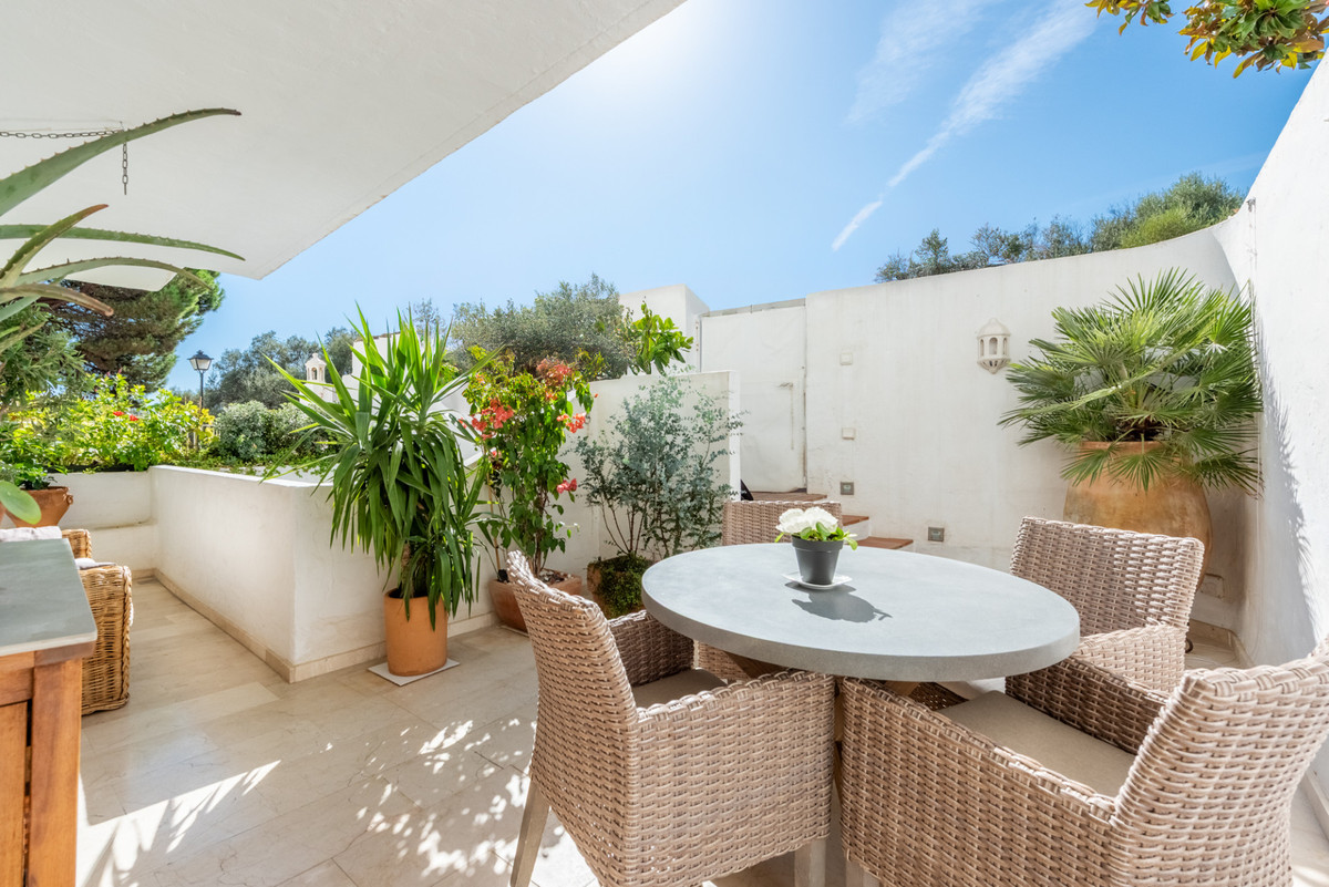 Se vende Apartamento Planta Baja de 2 dormitorios en Costa Del Sol, Málaga, España