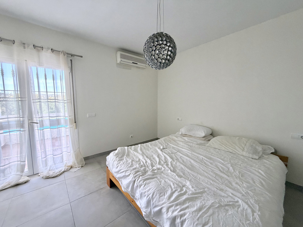 Se vende Villa - Chalet de 3 dormitorios en Costa Del Sol, Málaga, España