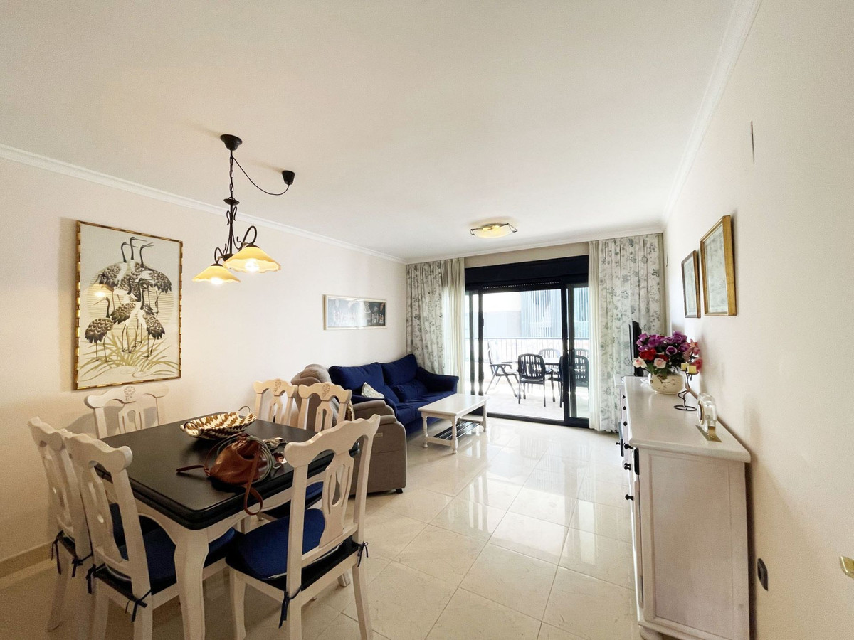 Se vende Apartamento Planta Media de 3 dormitorios en Costa Blanca, Alicante, España