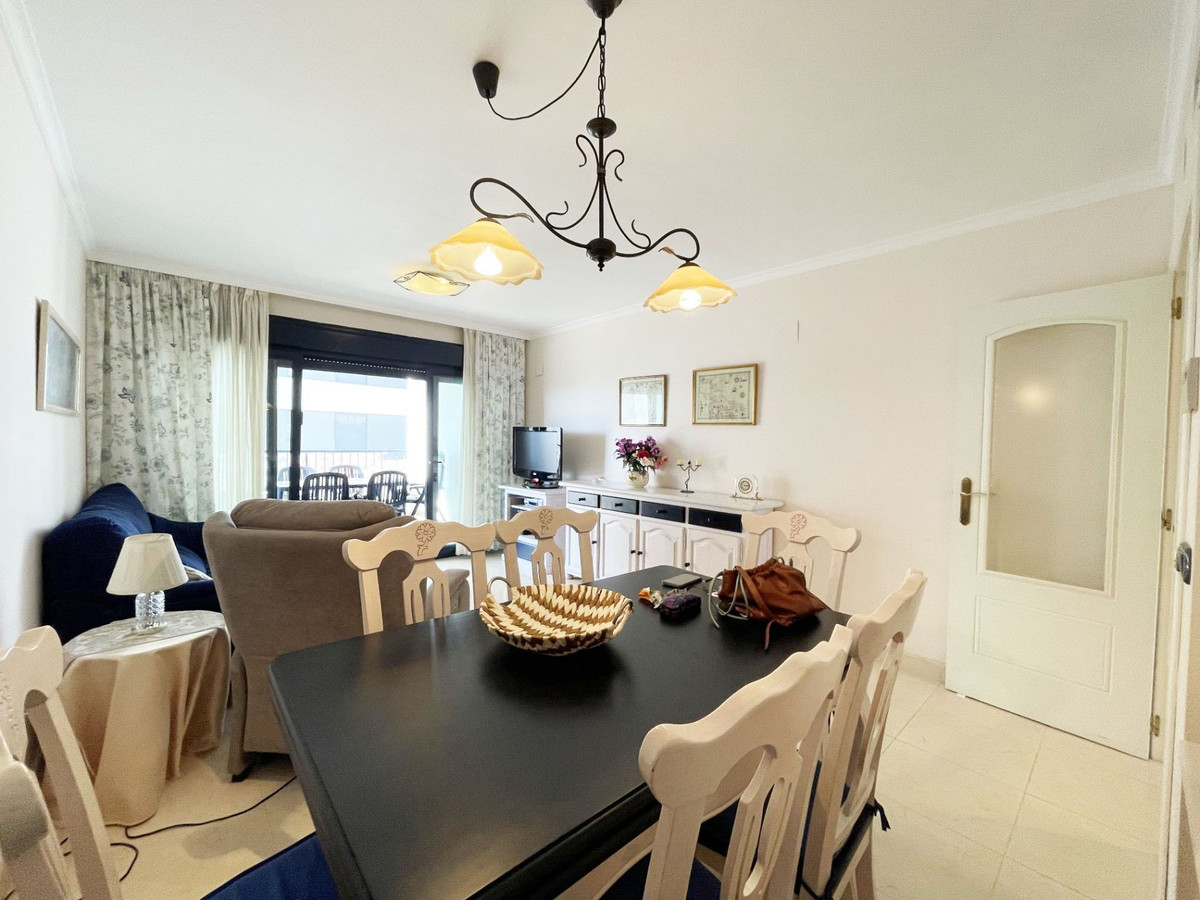 Se vende Apartamento Planta Media de 3 dormitorios en Costa Blanca, Alicante, España