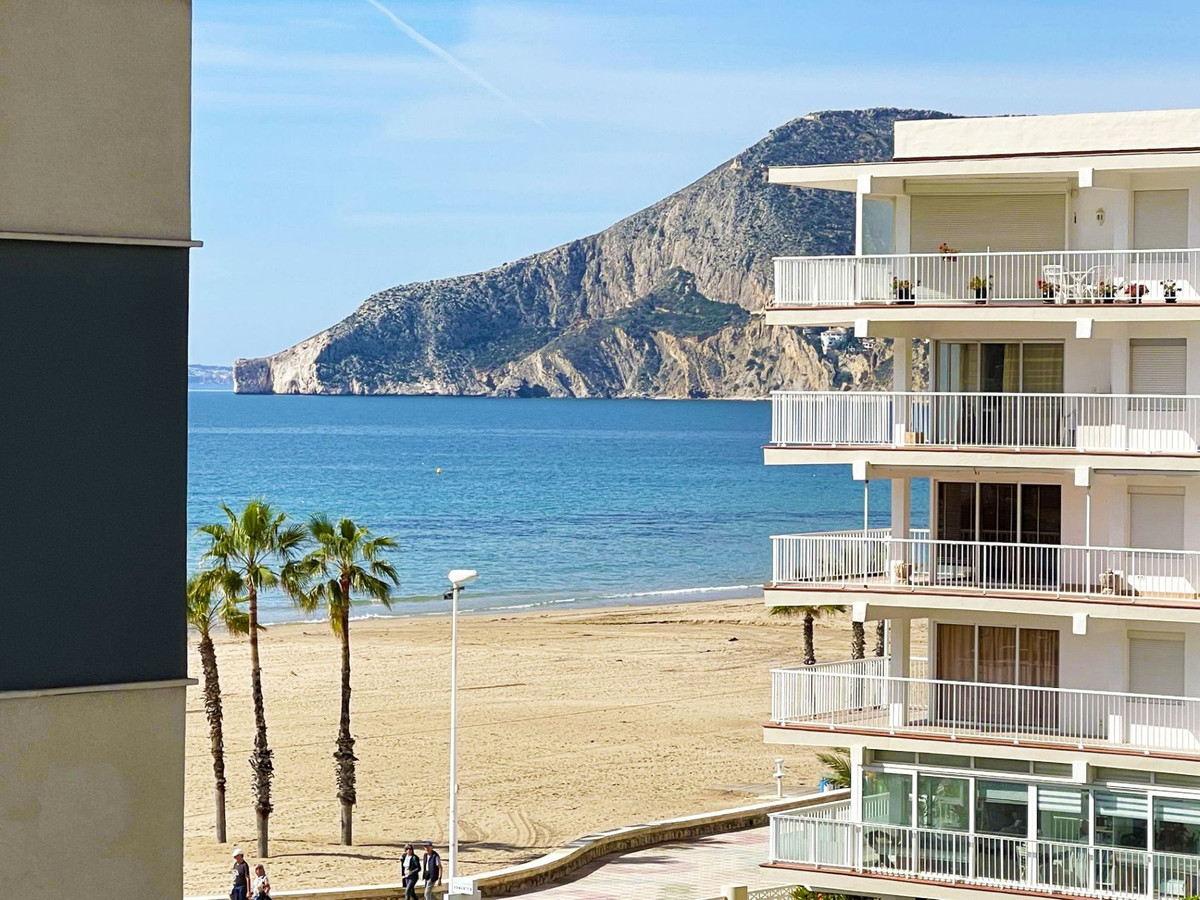 Se vende Apartamento Planta Media de 3 dormitorios en Costa Blanca, Alicante, España