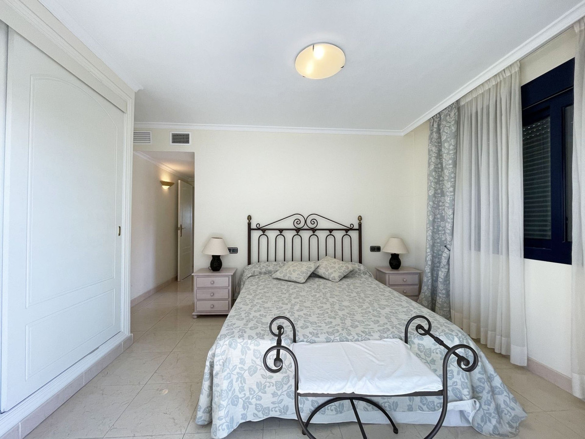 Se vende Apartamento Planta Media de 3 dormitorios en Costa Blanca, Alicante, España