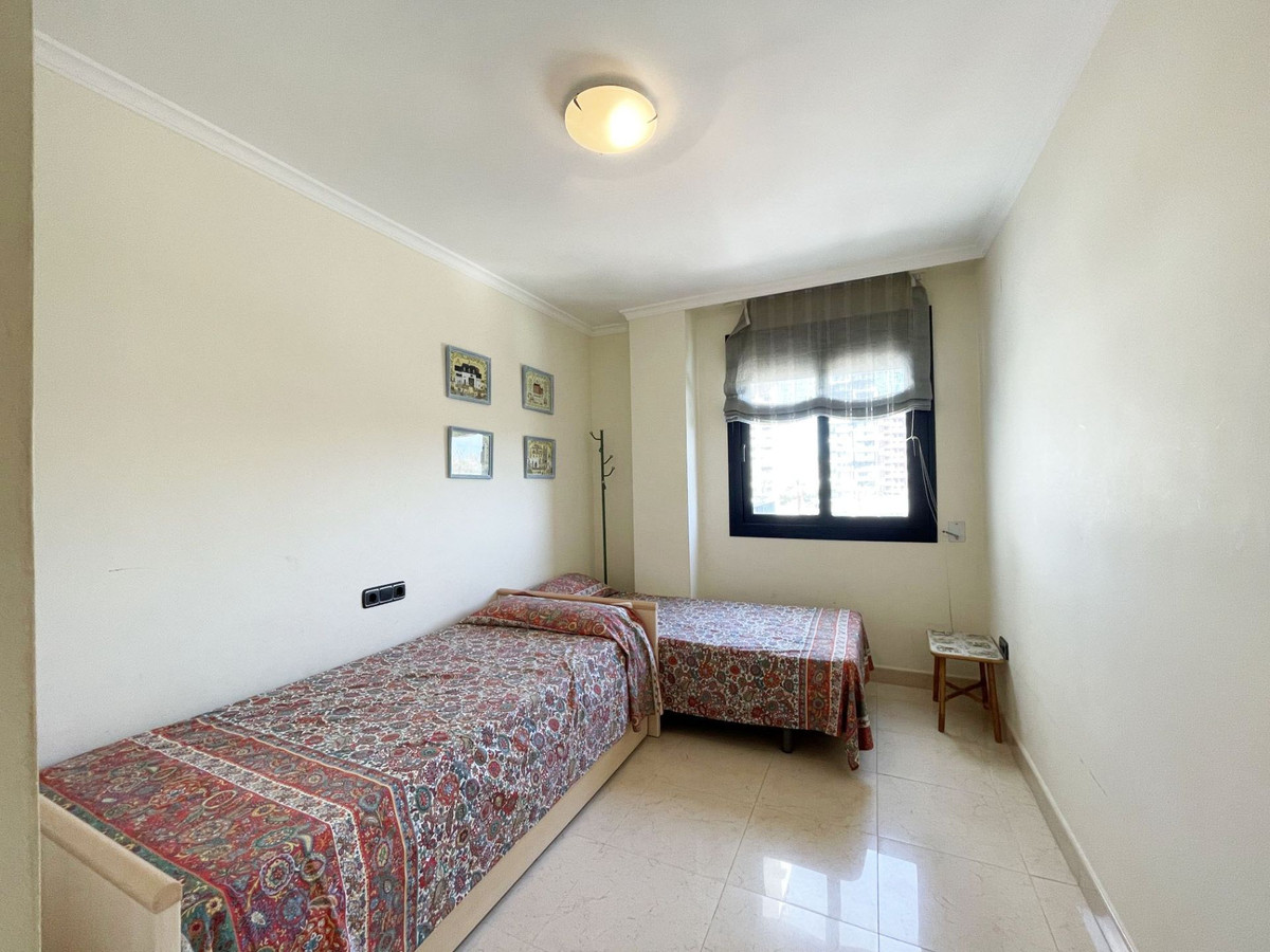 Se vende Apartamento Planta Media de 3 dormitorios en Costa Blanca, Alicante, España