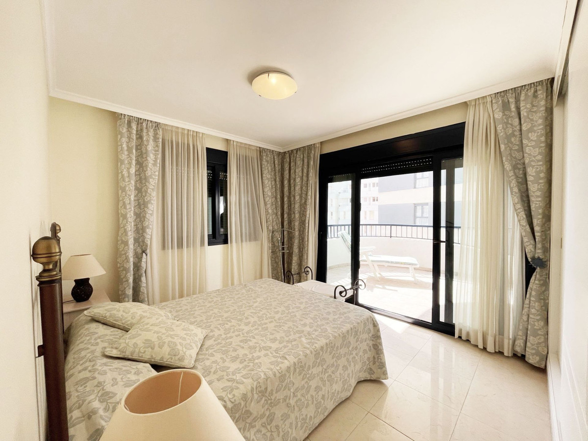 Se vende Apartamento Planta Media de 3 dormitorios en Costa Blanca, Alicante, España