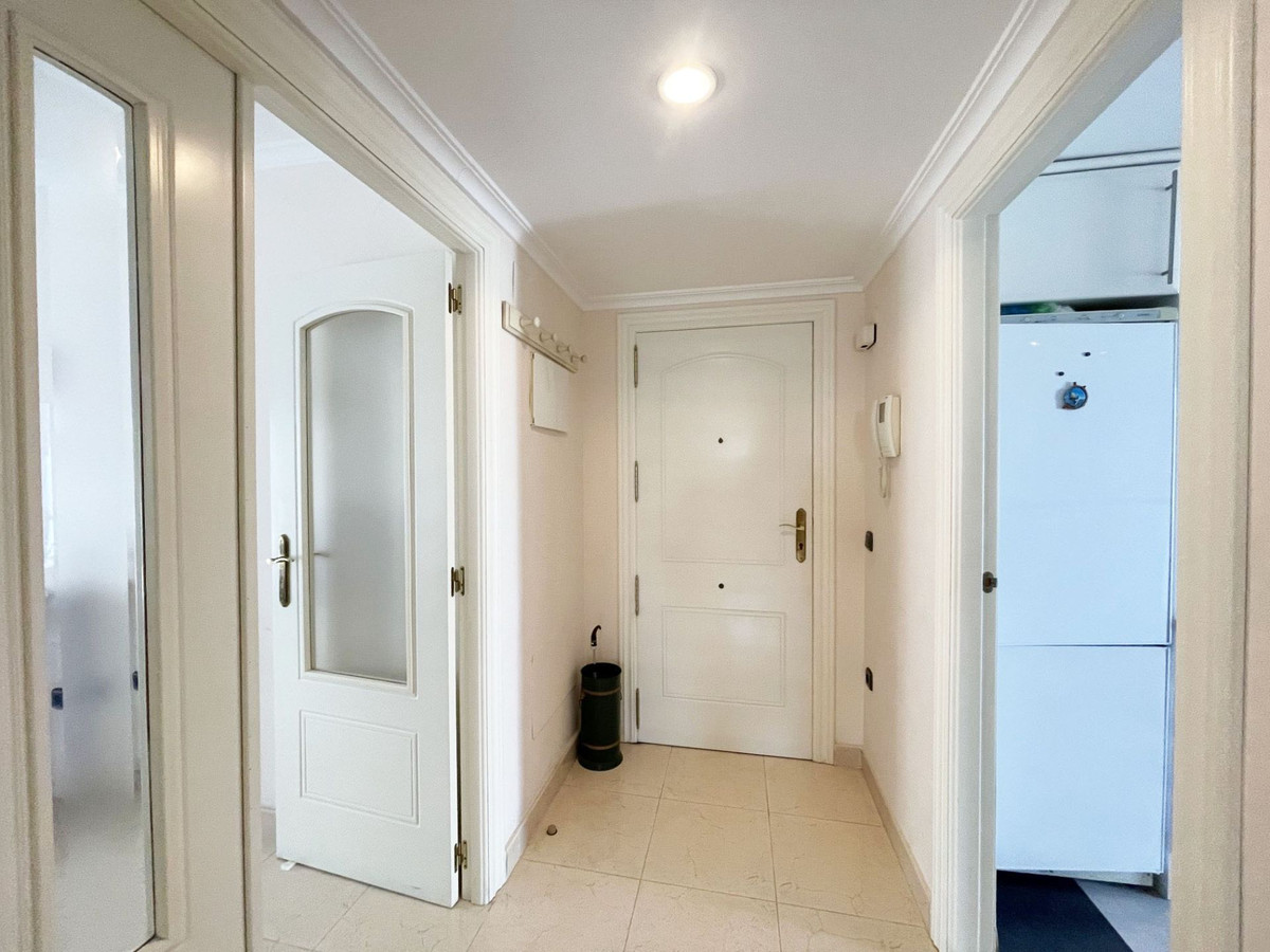 Se vende Apartamento Planta Media de 3 dormitorios en Costa Blanca, Alicante, España