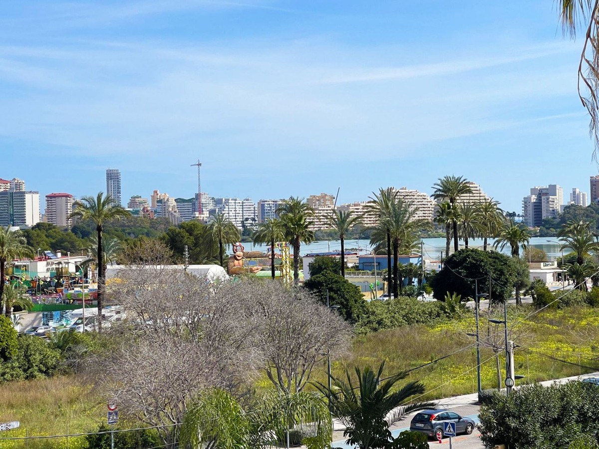 Se vende Apartamento Planta Media de 3 dormitorios en Costa Blanca, Alicante, España