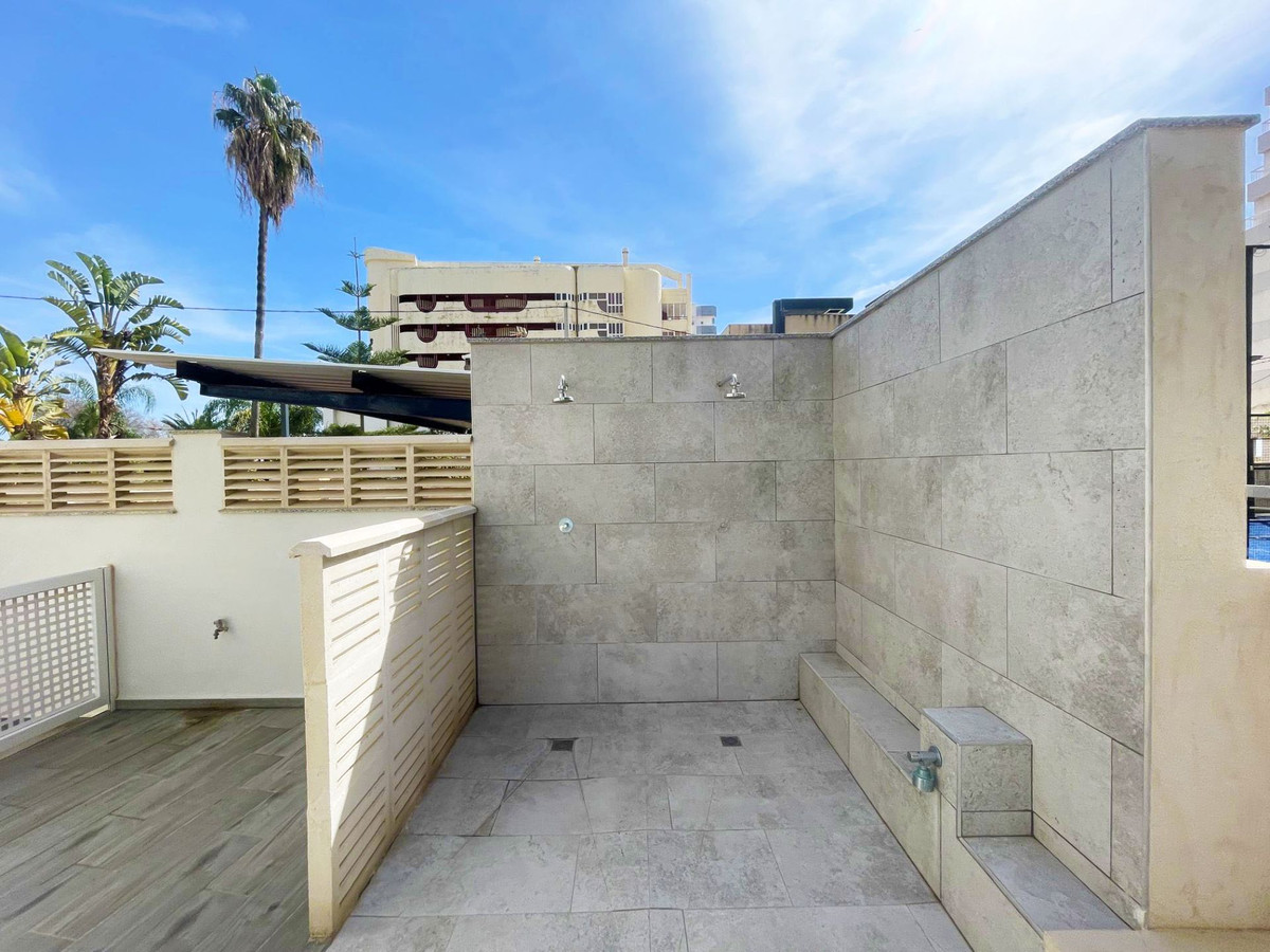 Se vende Apartamento Planta Media de 3 dormitorios en Costa Blanca, Alicante, España