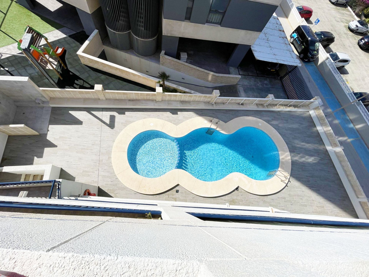 Se vende Apartamento Planta Media de 3 dormitorios en Costa Blanca, Alicante, España