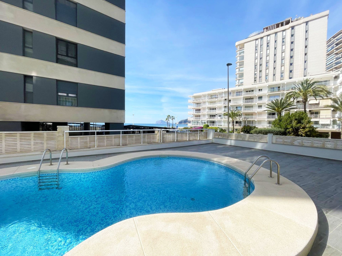 Se vende Apartamento Planta Media de 3 dormitorios en Costa Blanca, Alicante, España