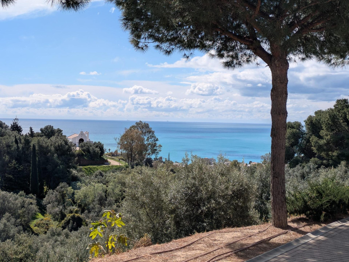 Se vende Villa - Chalet de 4 dormitorios en Costa Del Sol, Málaga, España