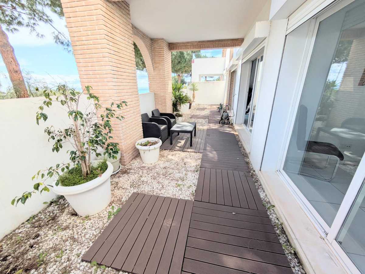 Se vende Villa - Chalet de 4 dormitorios en Costa Del Sol, Málaga, España
