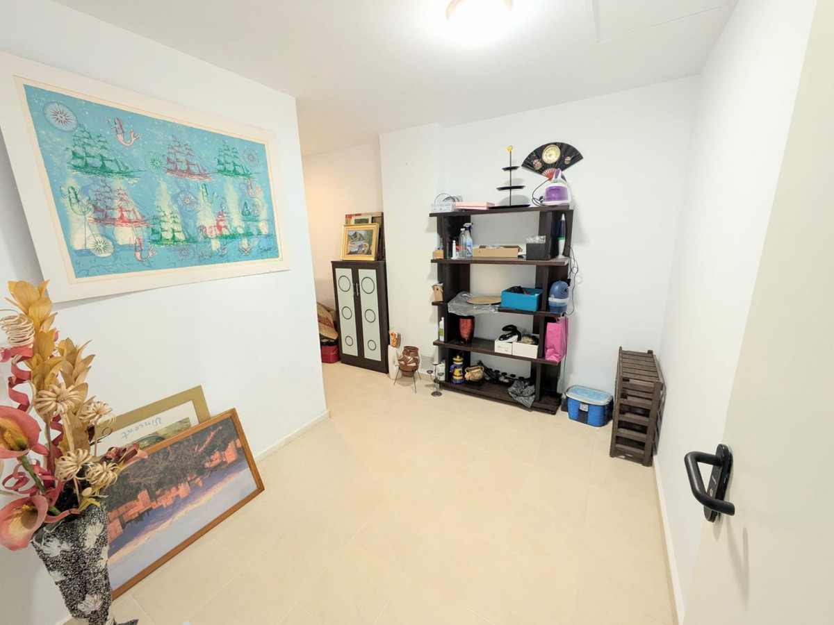 Se vende Villa - Chalet de 4 dormitorios en Costa Del Sol, Málaga, España