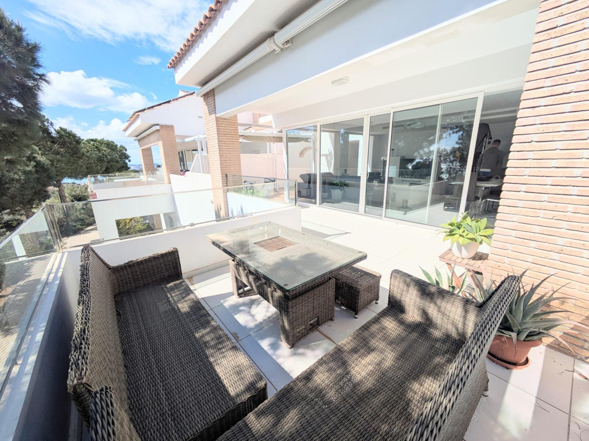 Se vende Villa - Chalet de 4 dormitorios en Costa Del Sol, Málaga, España