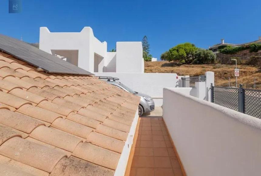 Se vende Villa - Chalet de 4 dormitorios en Costa Del Sol, Málaga, España