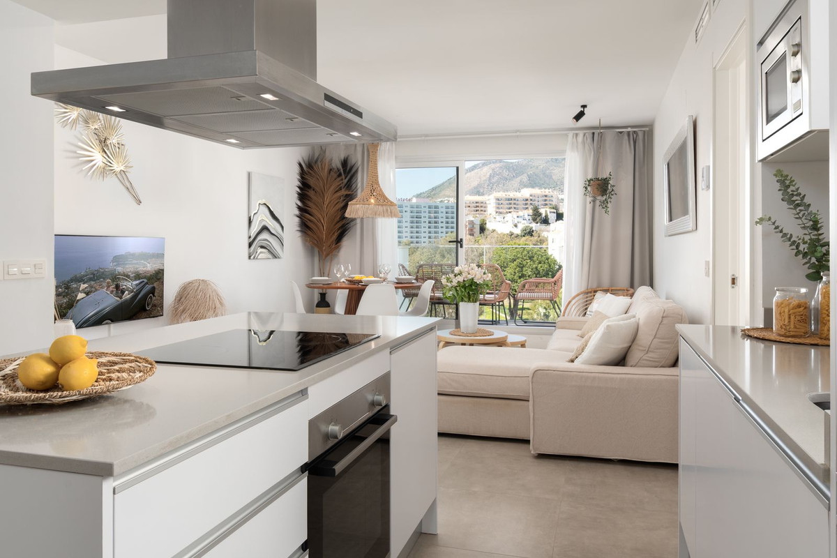 3 Bed Apartment for sale in Torrequebrada Costa Del Sol, Málaga, Spain
