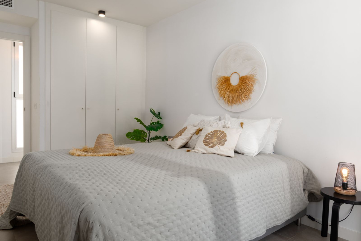 3 Bed Apartment for sale in Torrequebrada Costa Del Sol, Málaga, Spain