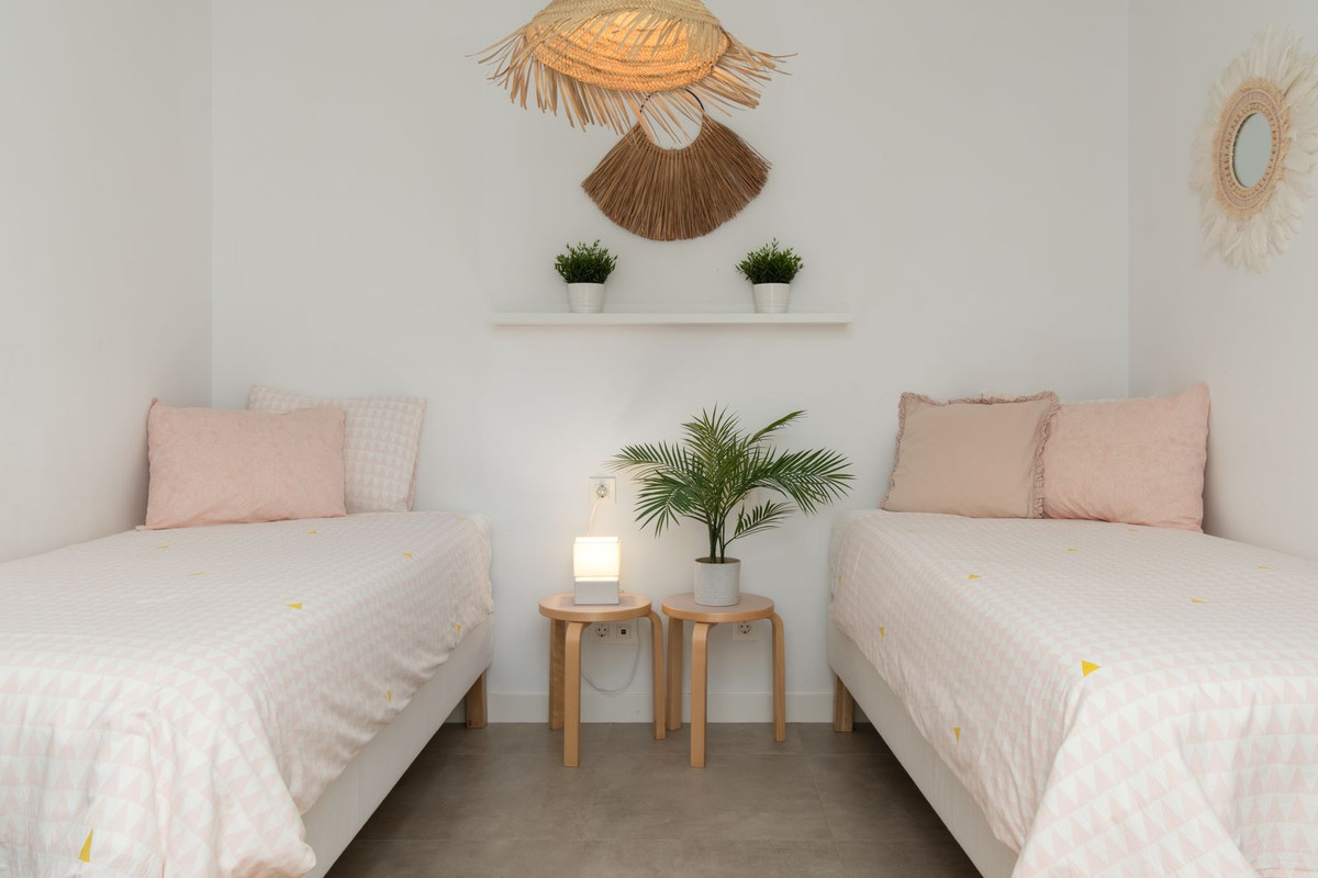 3 Bed Apartment for sale in Torrequebrada Costa Del Sol, Málaga, Spain
