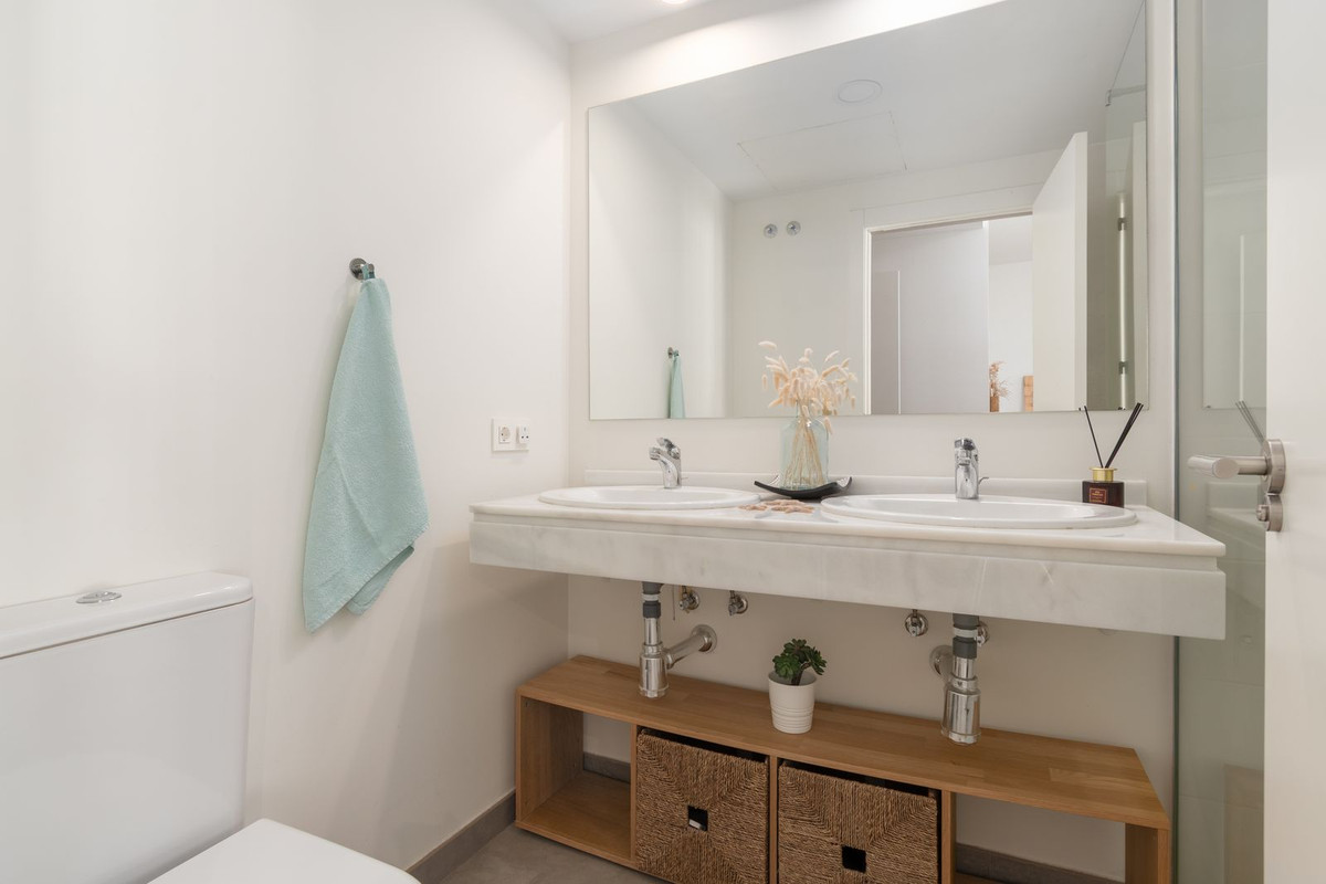 3 Bed Apartment for sale in Torrequebrada Costa Del Sol, Málaga, Spain