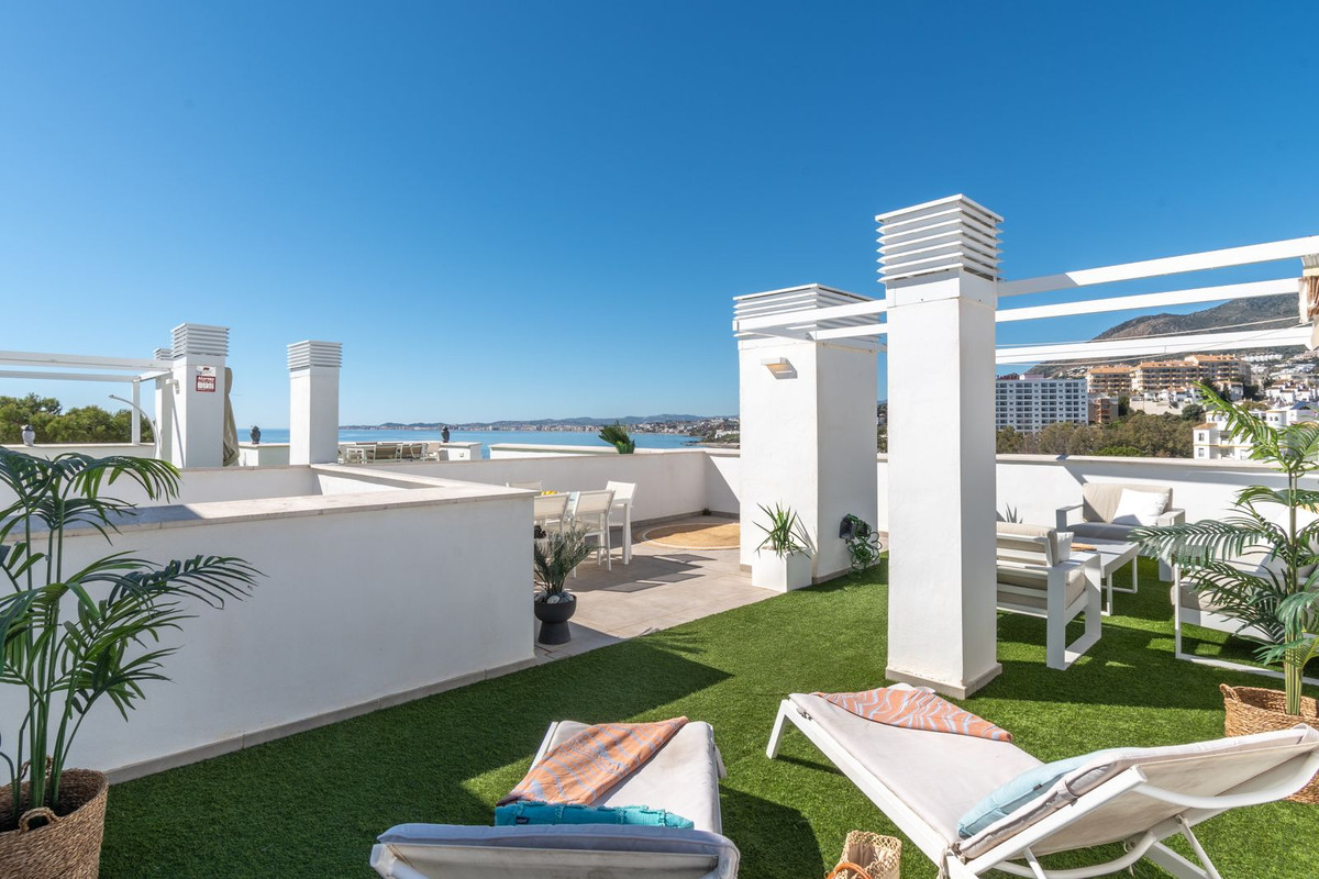 3 Bed Apartment for sale in Torrequebrada Costa Del Sol, Málaga, Spain