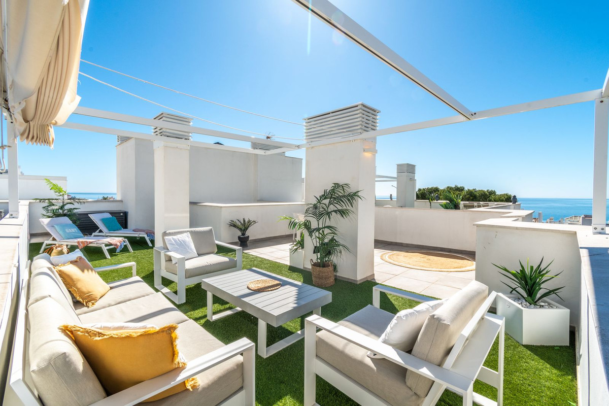 3 Bed Apartment for sale in Torrequebrada Costa Del Sol, Málaga, Spain