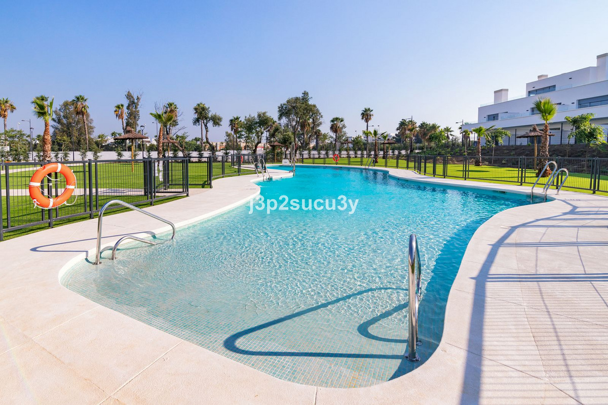 Se vende Apartamento Planta Media de 2 dormitorios en Costa Del Sol, Málaga, España
