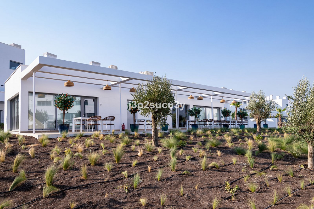 Se vende Apartamento Planta Media de 2 dormitorios en Costa Del Sol, Málaga, España