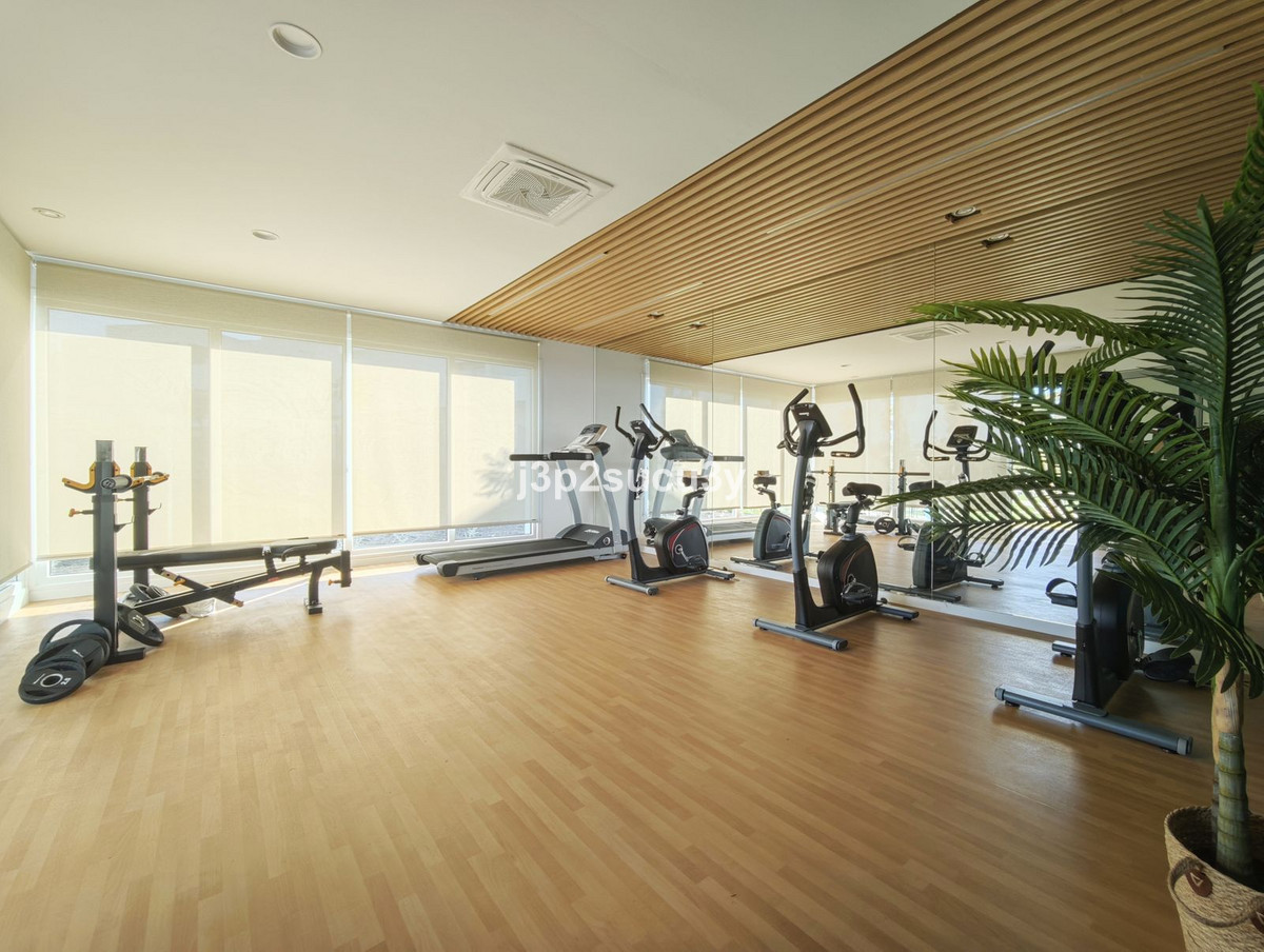 Se vende Apartamento Planta Media de 2 dormitorios en Costa Del Sol, Málaga, España