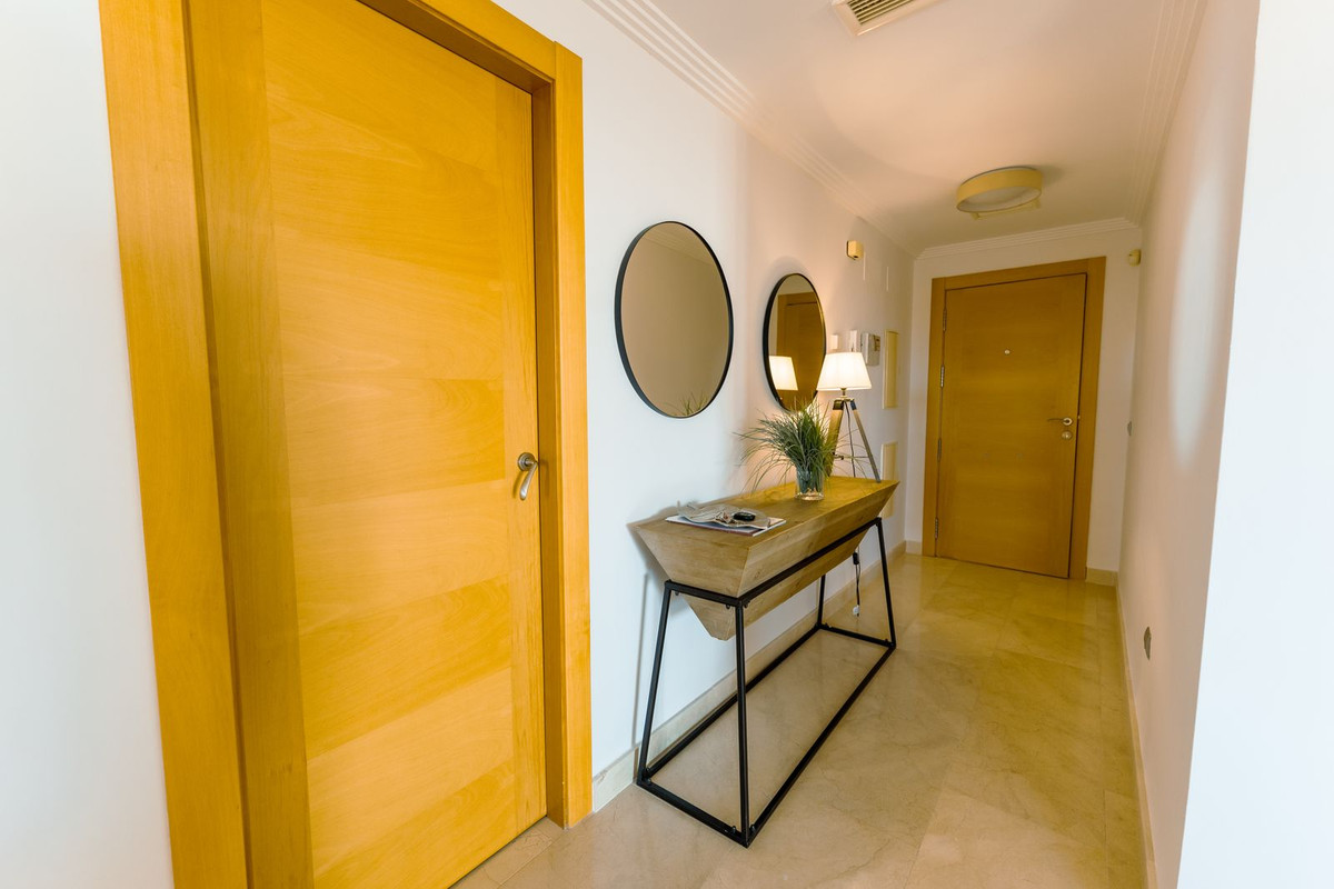 2 Bed Apartment for sale in Atalaya Costa Del Sol, Málaga, Spain