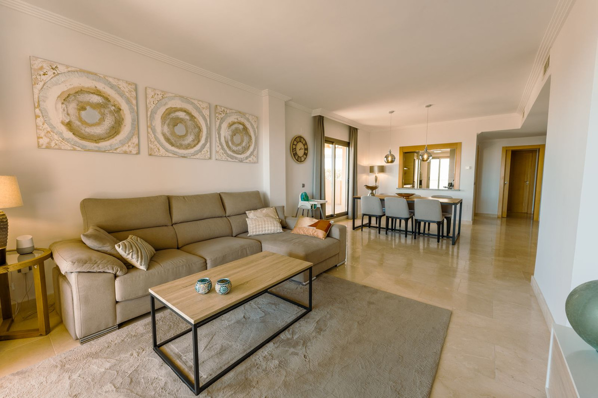 2 Bed Apartment for sale in Atalaya Costa Del Sol, Málaga, Spain