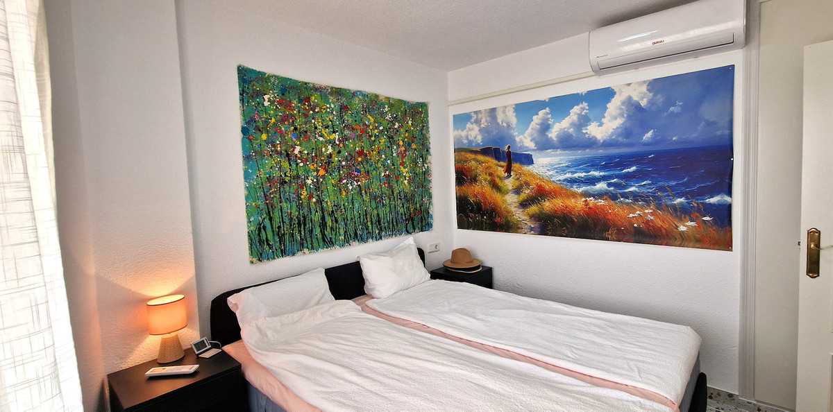 2 Bed Apartment for sale in Torrevieja Costa Blanca, Alicante, Spain