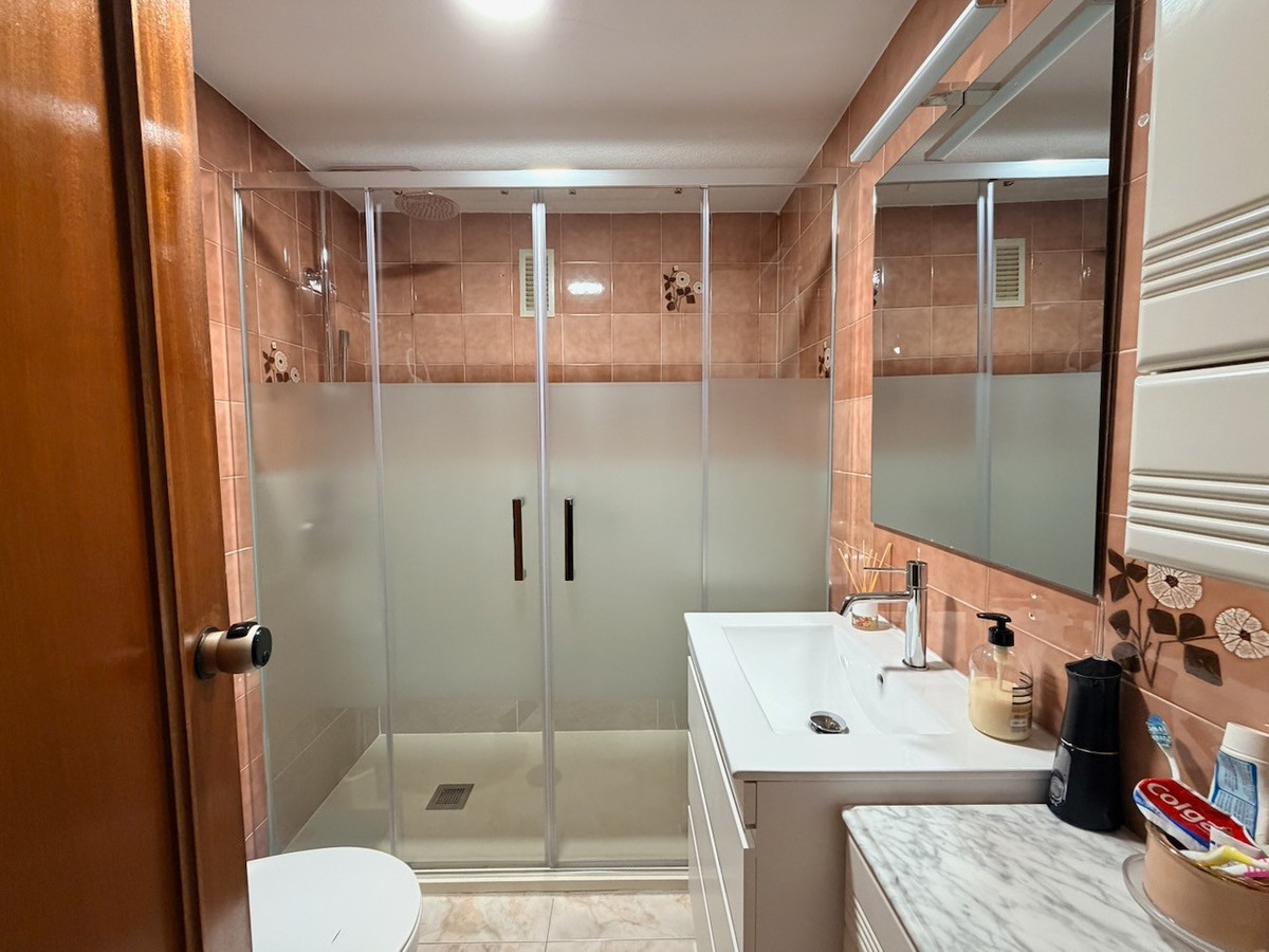 4 Bed Apartment for sale in Benidorm Costa Blanca, Alicante, Spain