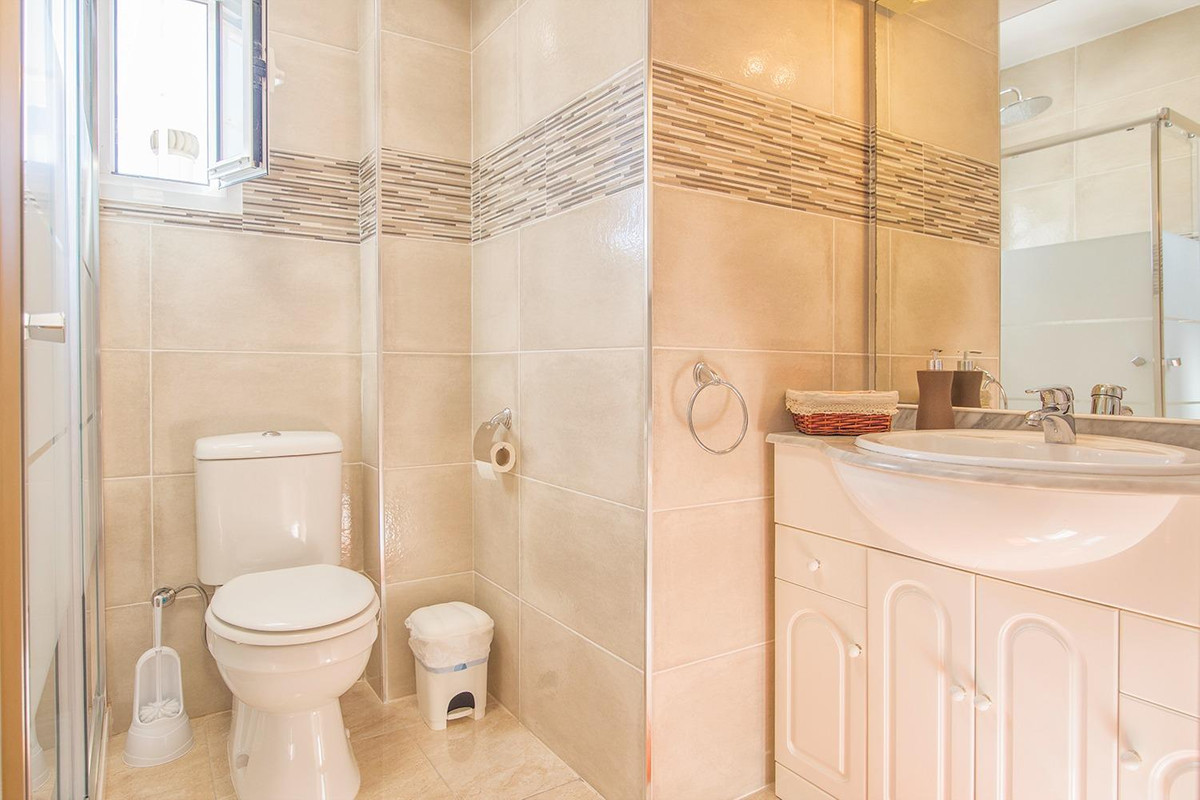 2 Bed Apartment for sale in Calpe Costa Blanca, Alicante, Spain