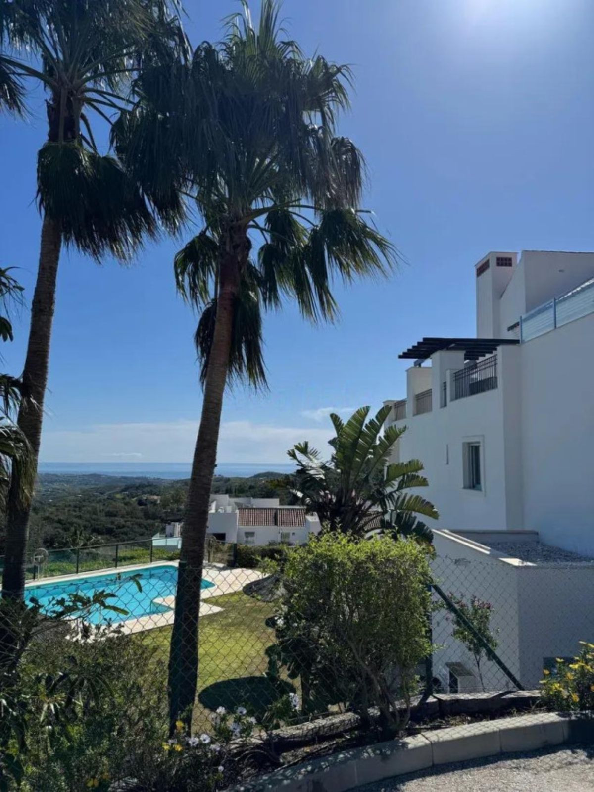 Se vende Apartamento Planta Media de 3 dormitorios en Costa Del Sol, Málaga, España