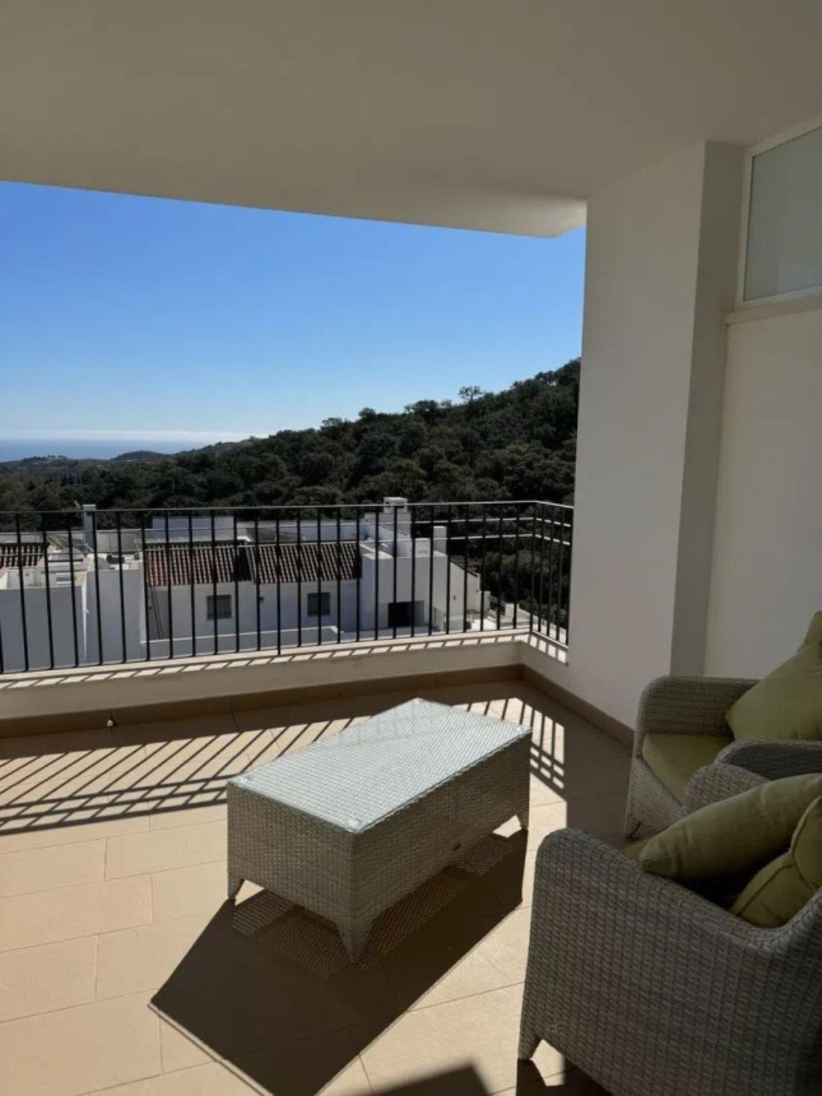 Se vende Apartamento Planta Media de 3 dormitorios en Costa Del Sol, Málaga, España