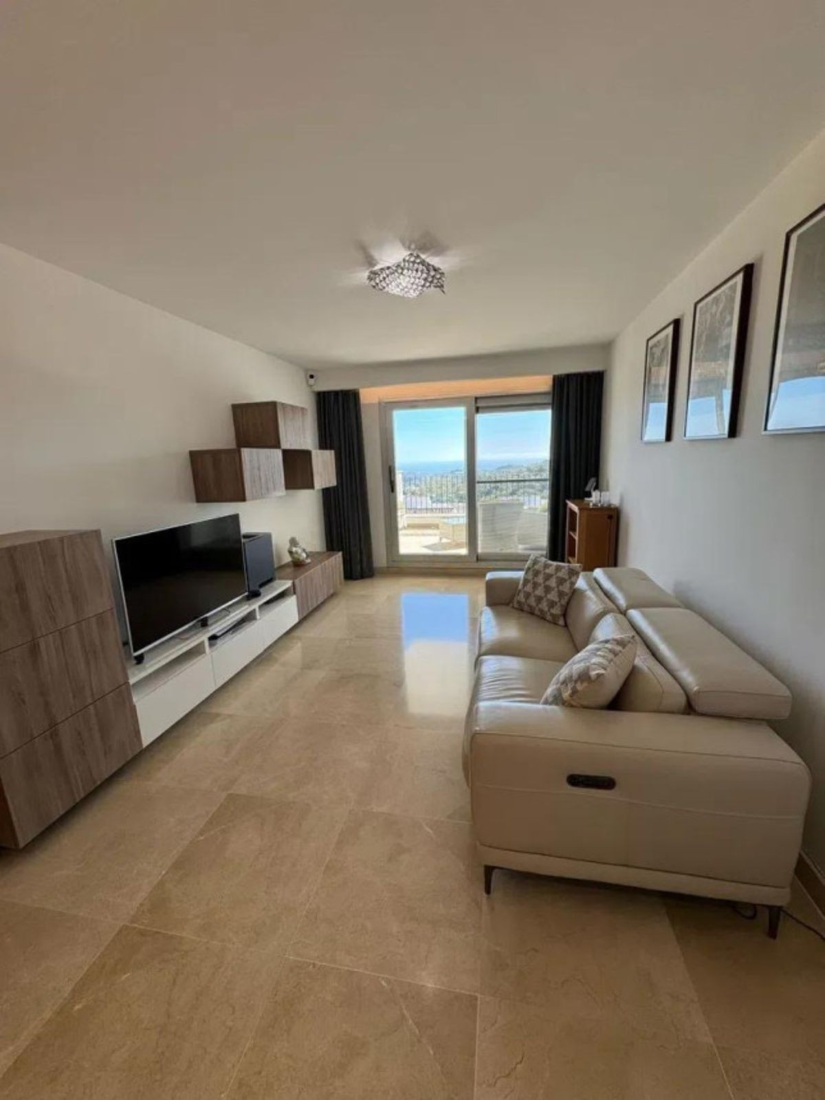 Se vende Apartamento Planta Media de 3 dormitorios en Costa Del Sol, Málaga, España