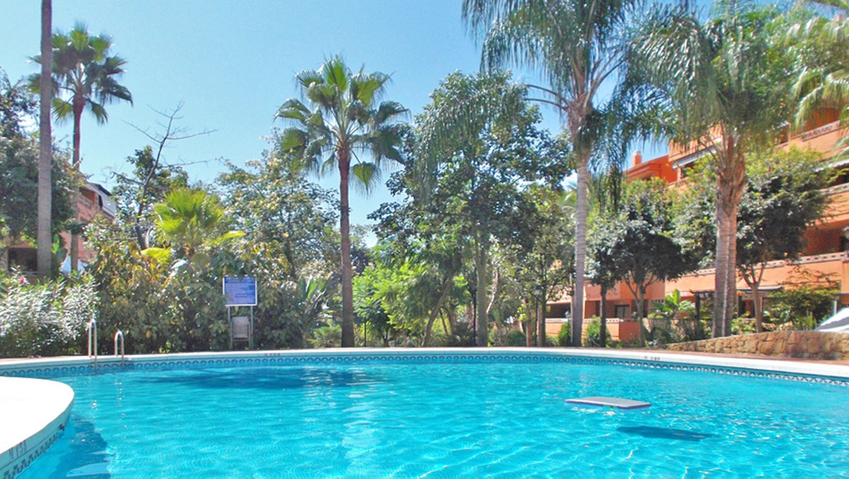 Se vende Apartamento Planta Media de 1 dormitorios en Costa Del Sol, Málaga, España