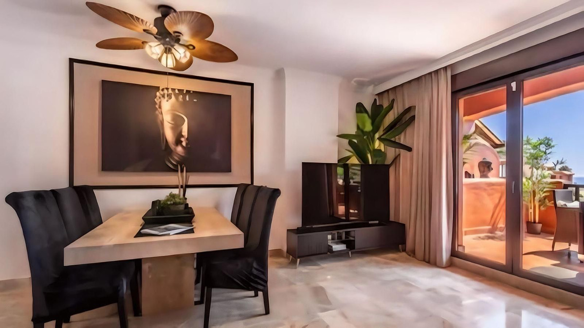 3 Bed Apartment for sale in Estepona Costa Del Sol, Málaga, Spain