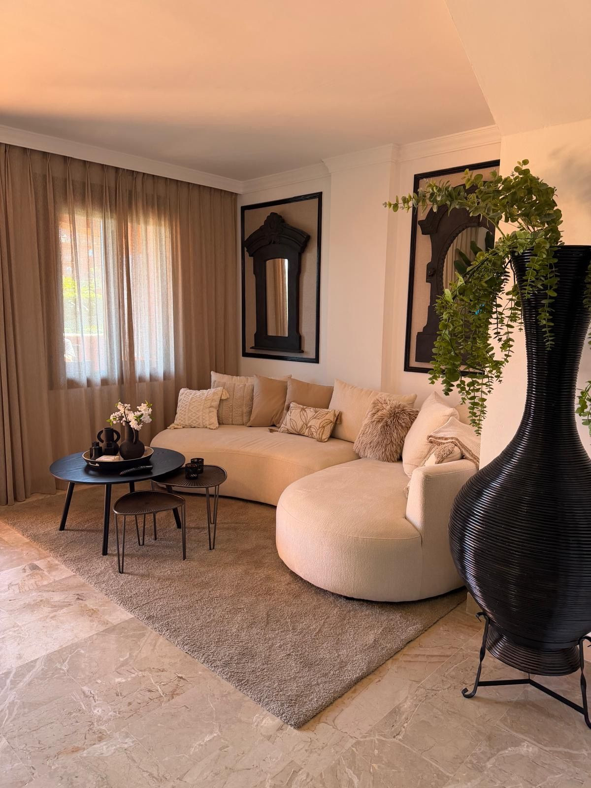 3 Bed Apartment for sale in Estepona Costa Del Sol, Málaga, Spain