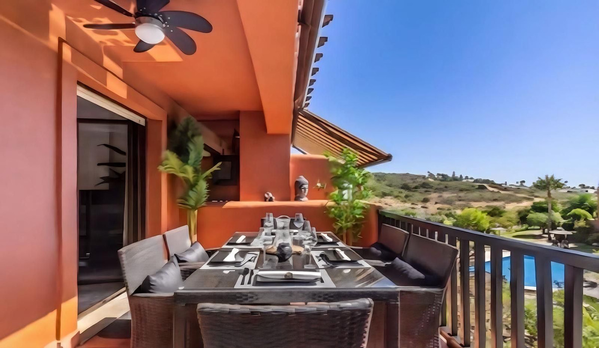 3 Bed Apartment for sale in Estepona Costa Del Sol, Málaga, Spain