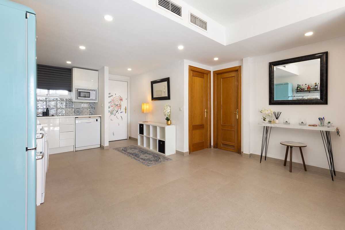 2 Bed Apartment for sale in La Carihuela Costa Del Sol, Málaga, Spain