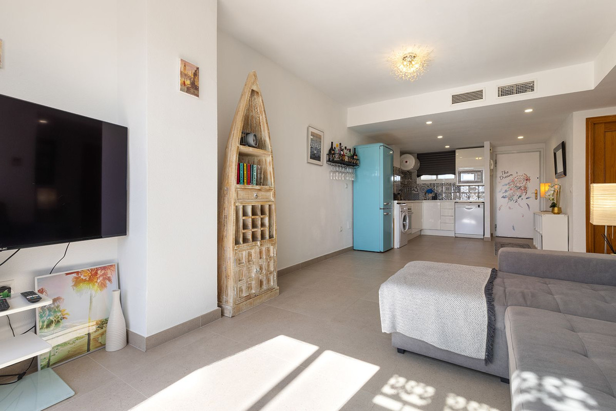 2 Bed Apartment for sale in La Carihuela Costa Del Sol, Málaga, Spain